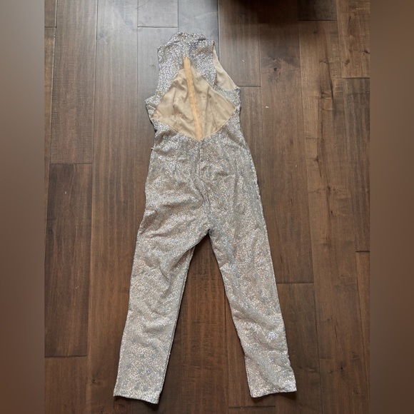 Silver Sleeveless Jumpsuit - Picture 2 of 9